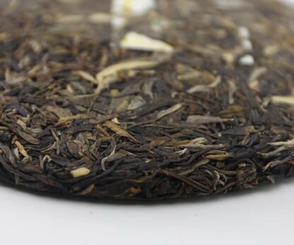 2017 Yipintang Menghai Raw puer cake 357g - Image 10